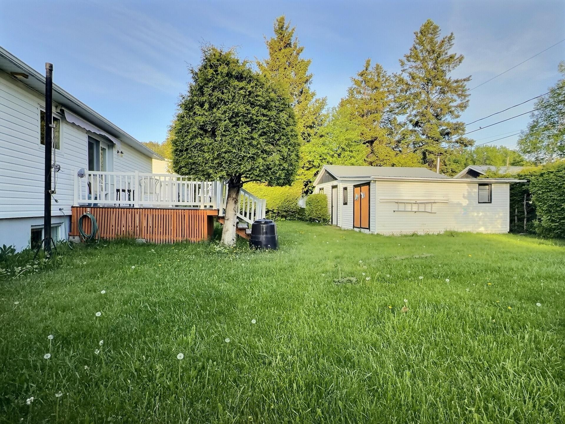 









4


Rue Caron

,
Ville-Marie,




QC
J9V1C3

