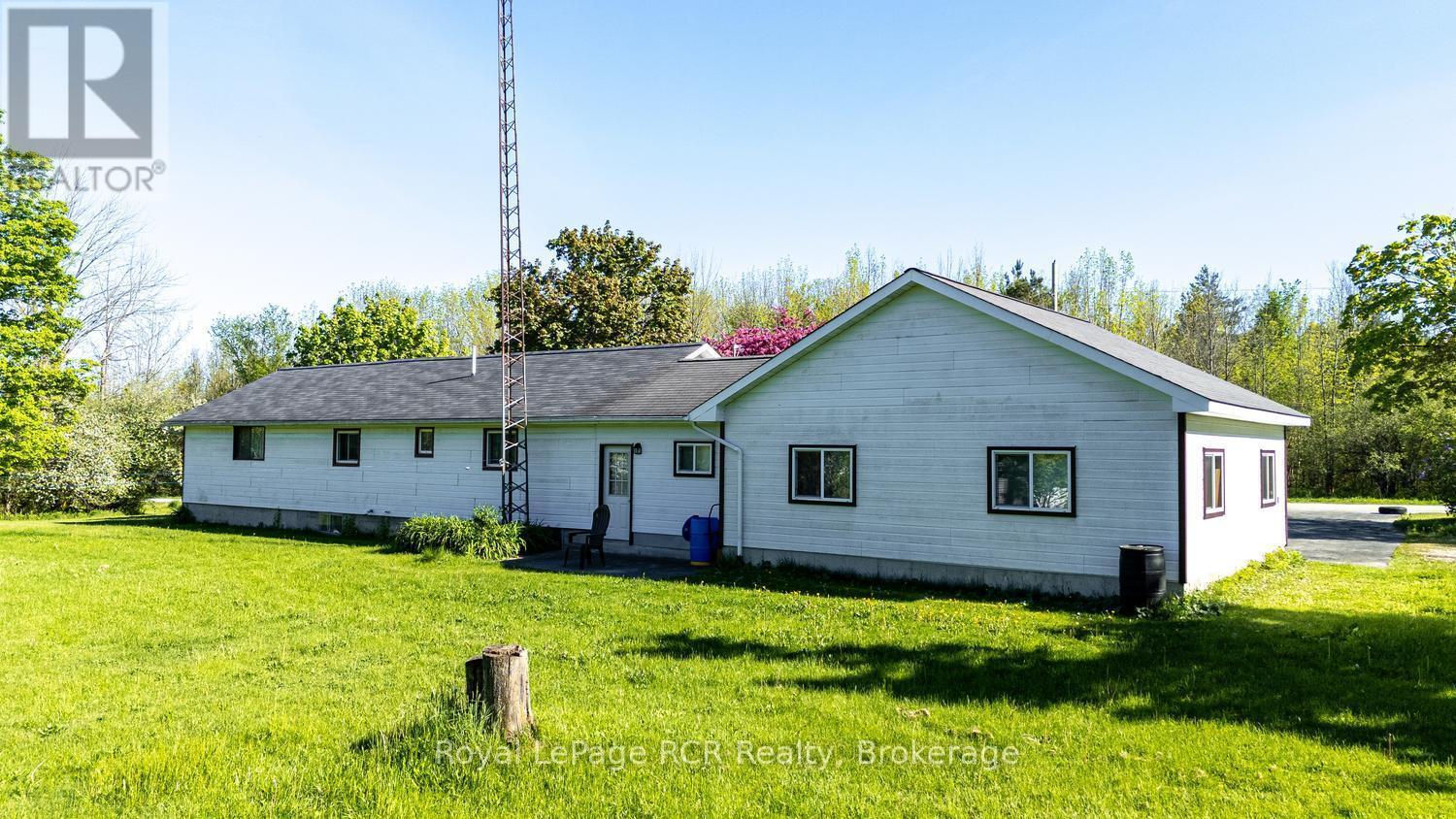 












873 14TH STREET W

,
Georgian Bluffs,




Ontario
N4K6V5

