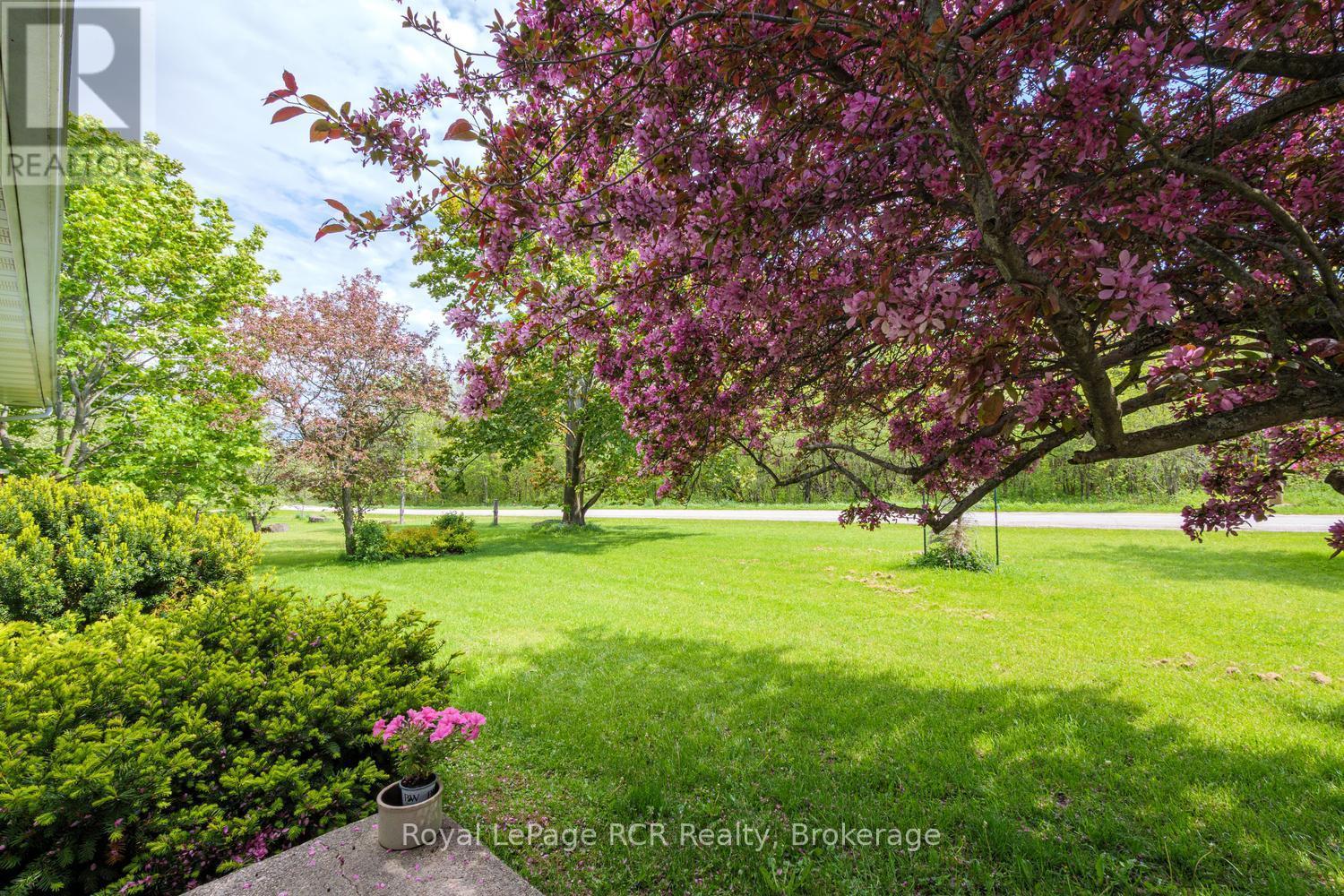 












873 14TH STREET W

,
Georgian Bluffs,




Ontario
N4K6V5

