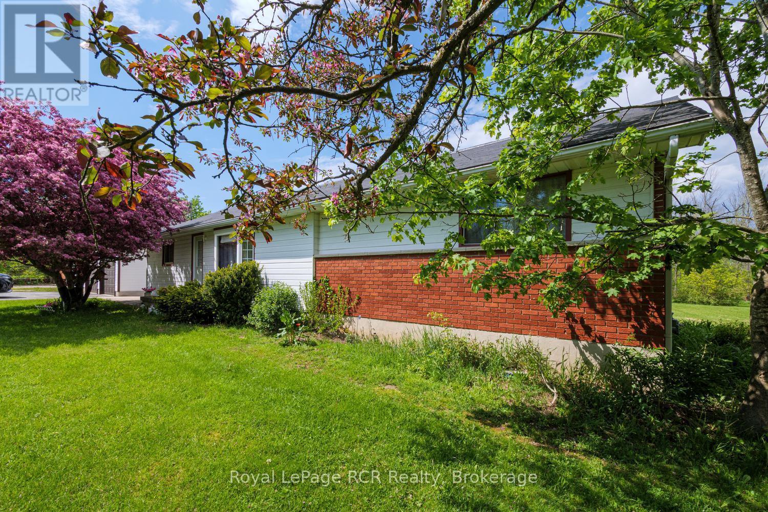 












873 14TH STREET W

,
Georgian Bluffs,




Ontario
N4K6V5

