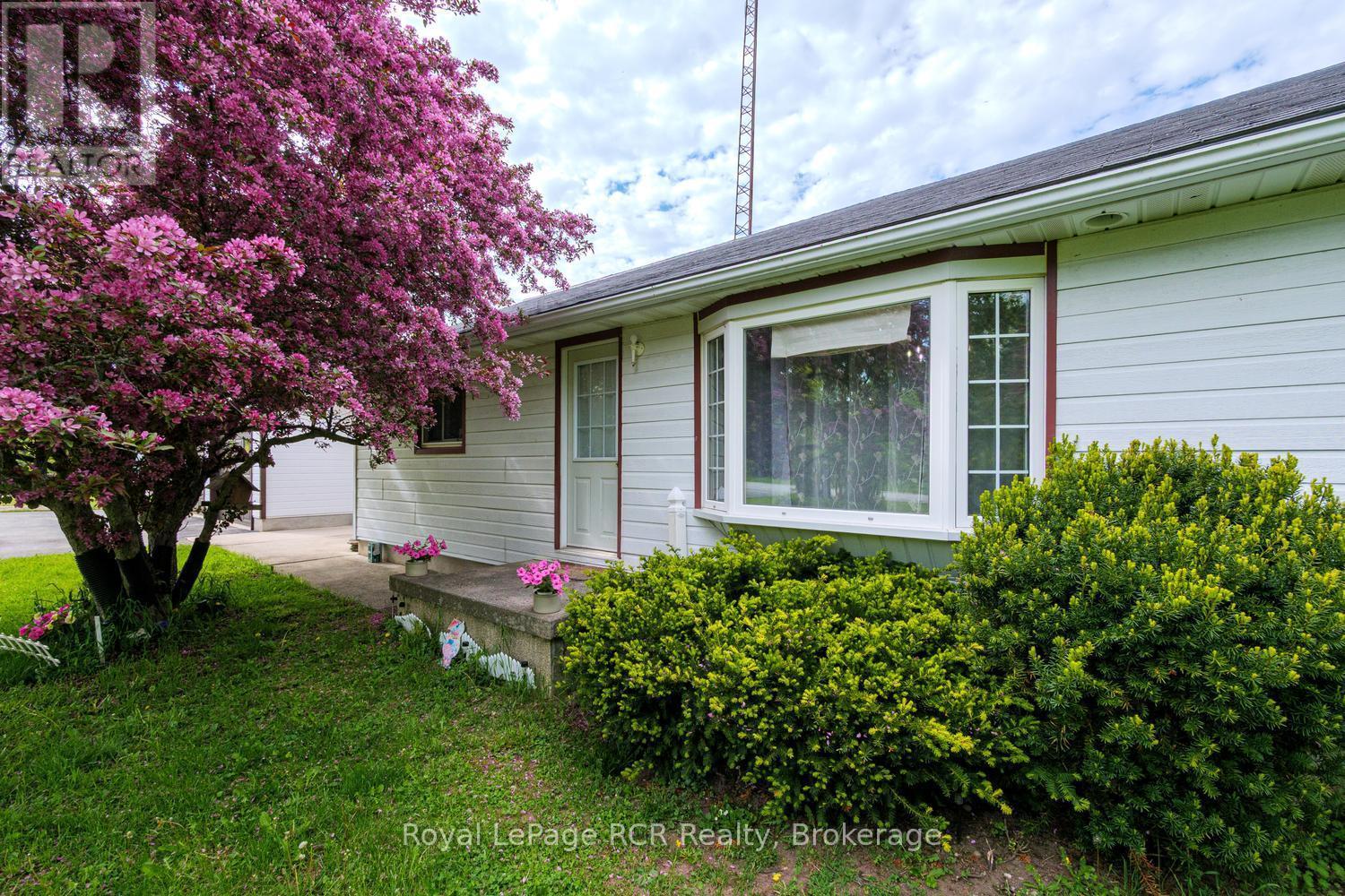 












873 14TH STREET W

,
Georgian Bluffs,




Ontario
N4K6V5

