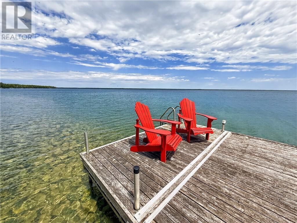 












168 Fox Run Way

,
Mindemoya, Manitoulin Island,




Ontario
P0P1S0

