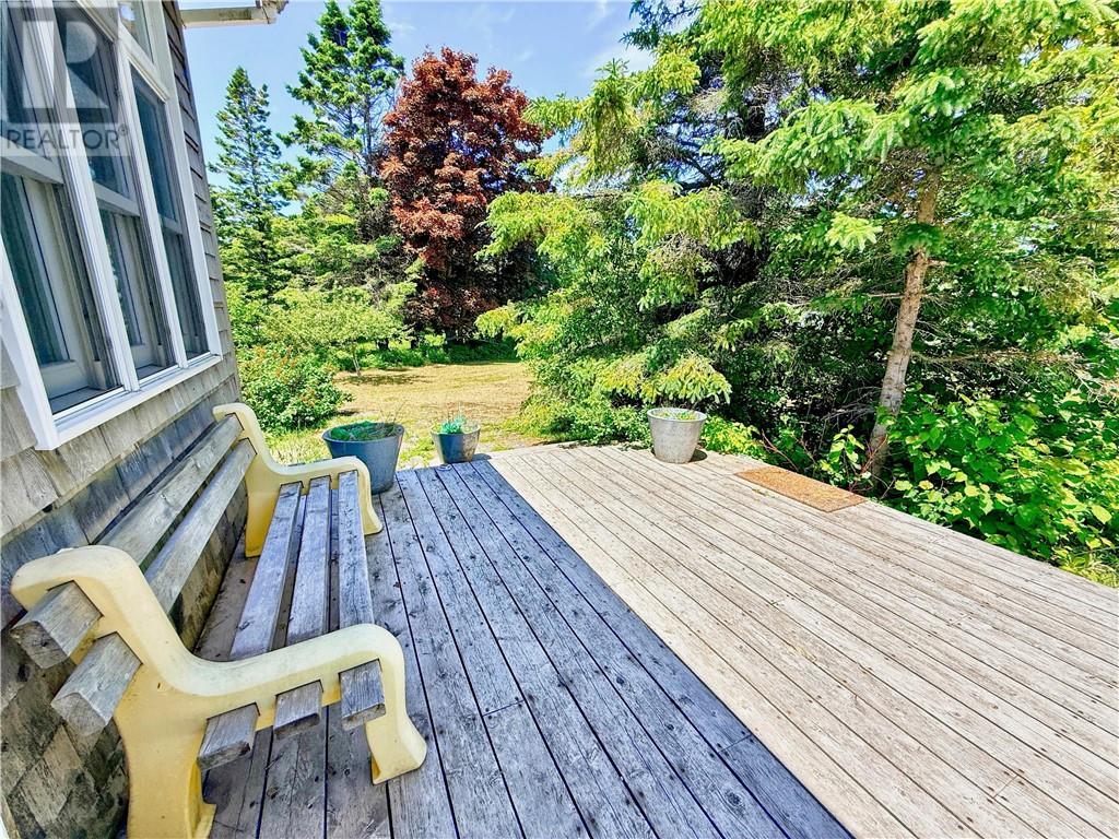 












111 McNevin Street

,
Providence Bay, Manitoulin Island,




Ontario
P0P1T0

