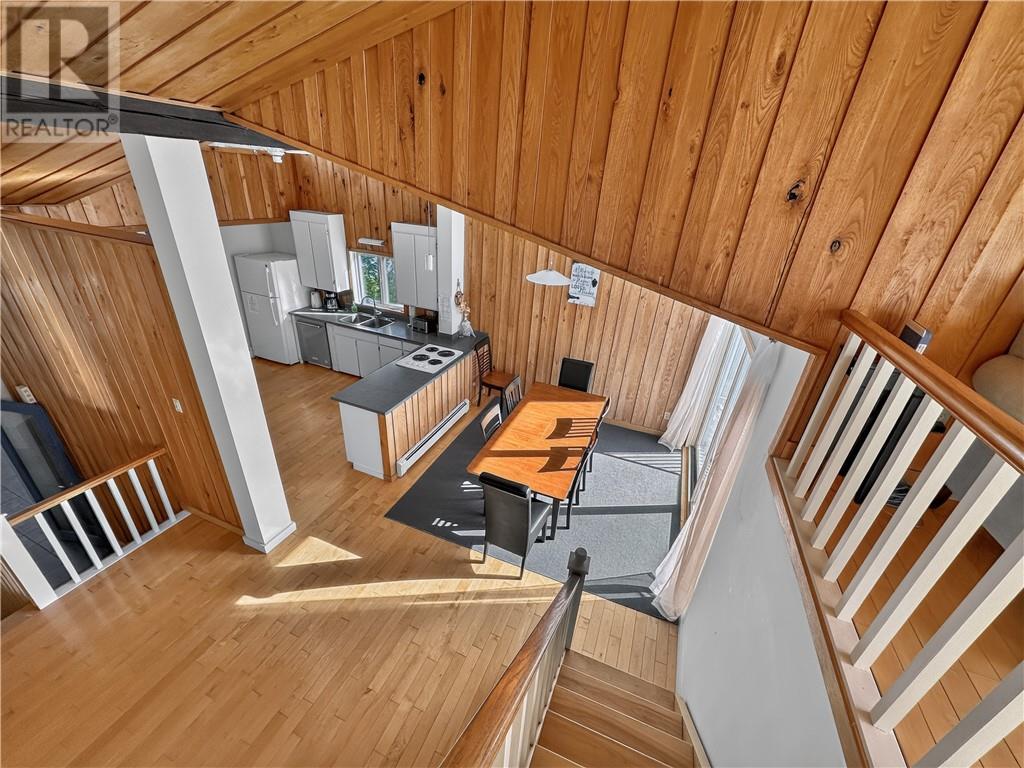 












111 McNevin Street

,
Providence Bay, Manitoulin Island,




Ontario
P0P1T0

