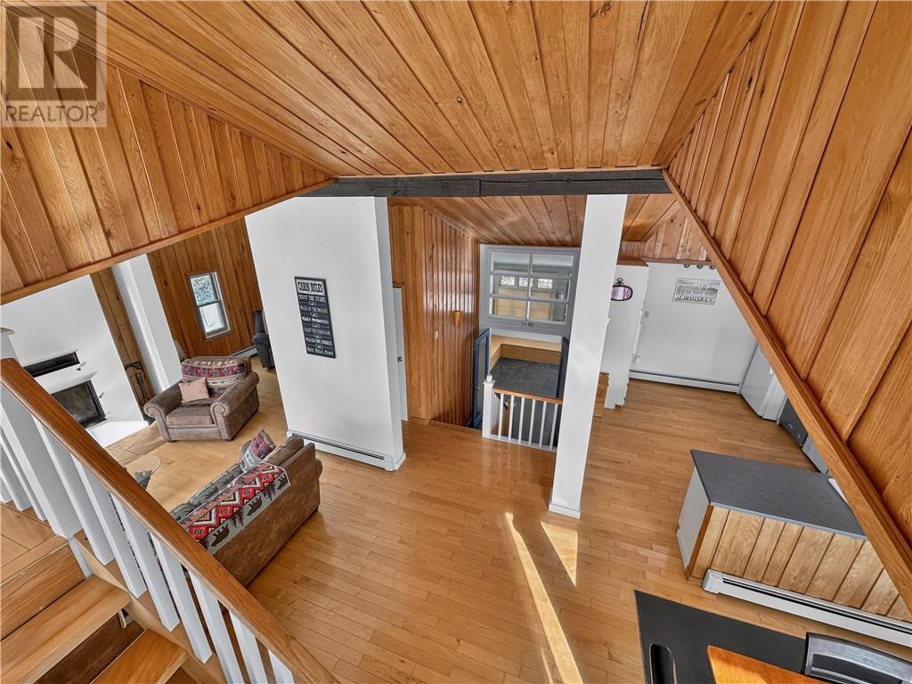 












111 McNevin Street

,
Providence Bay, Manitoulin Island,




Ontario
P0P1T0

