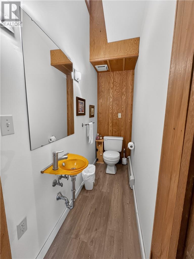 












111 McNevin Street

,
Providence Bay, Manitoulin Island,




Ontario
P0P1T0

