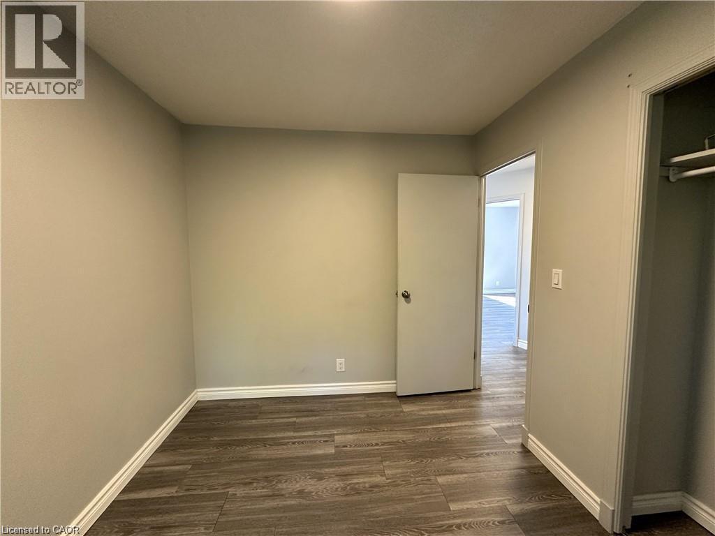 












64-66 OAKWOOD Avenue

,
Simcoe,




Ontario
N3Y1H6

