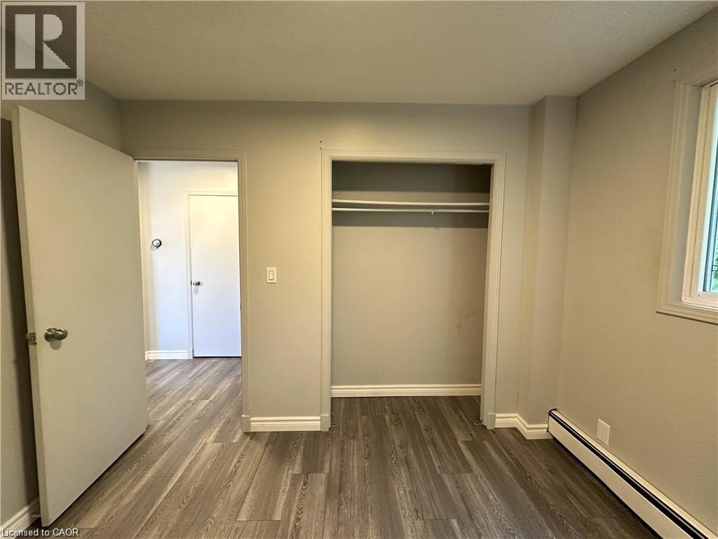 












64-66 OAKWOOD Avenue

,
Simcoe,




Ontario
N3Y1H6

