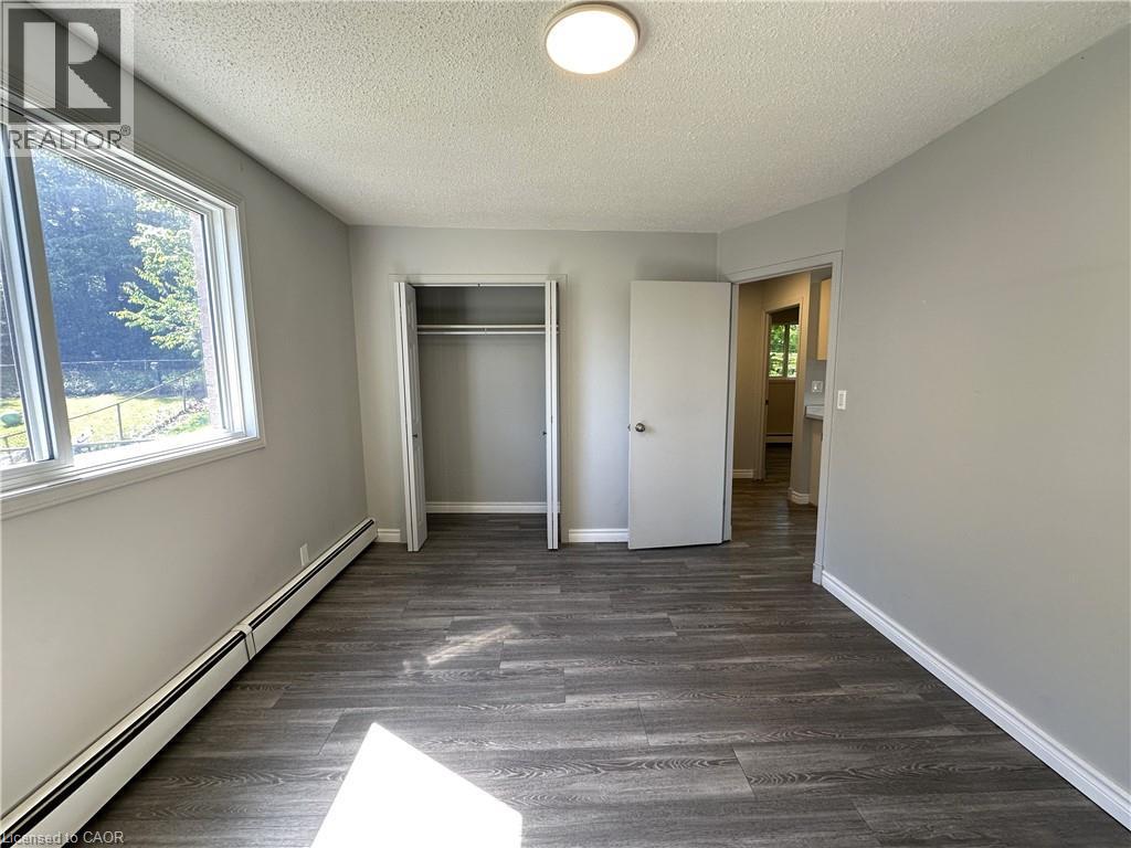 












64-66 OAKWOOD Avenue

,
Simcoe,




Ontario
N3Y1H6

