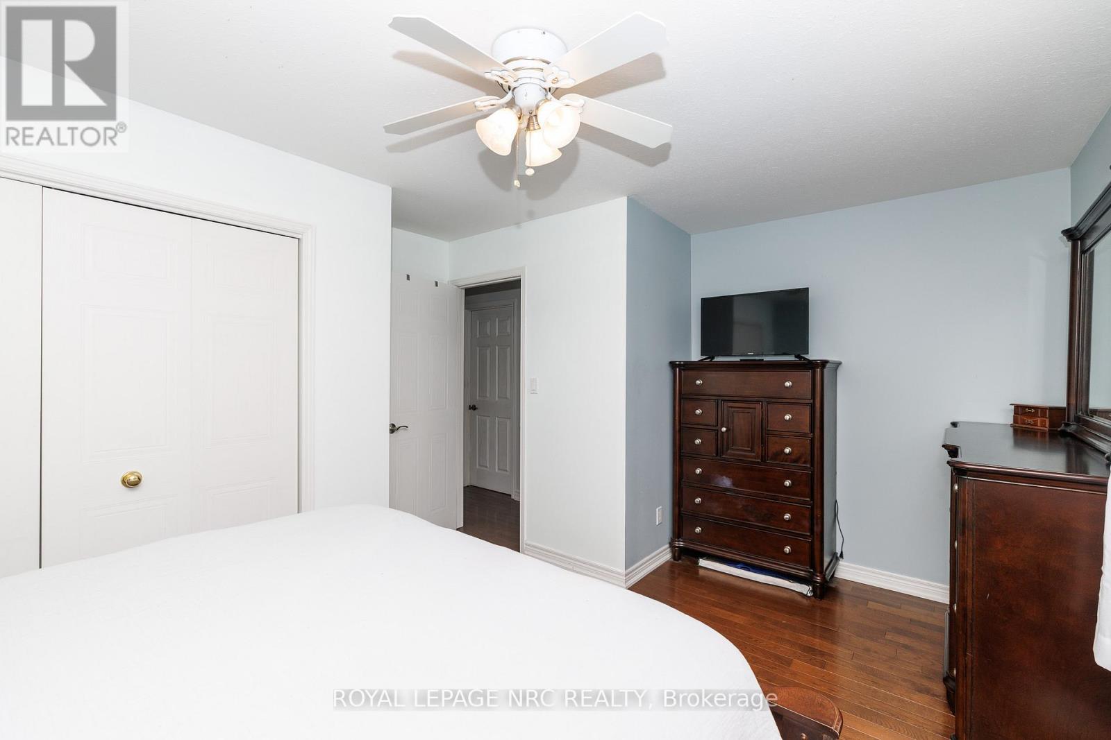 












16 LEONARD DRIVE

,
St. Catharines (Rykert/Vansickle),




Ontario
L2S3V2

