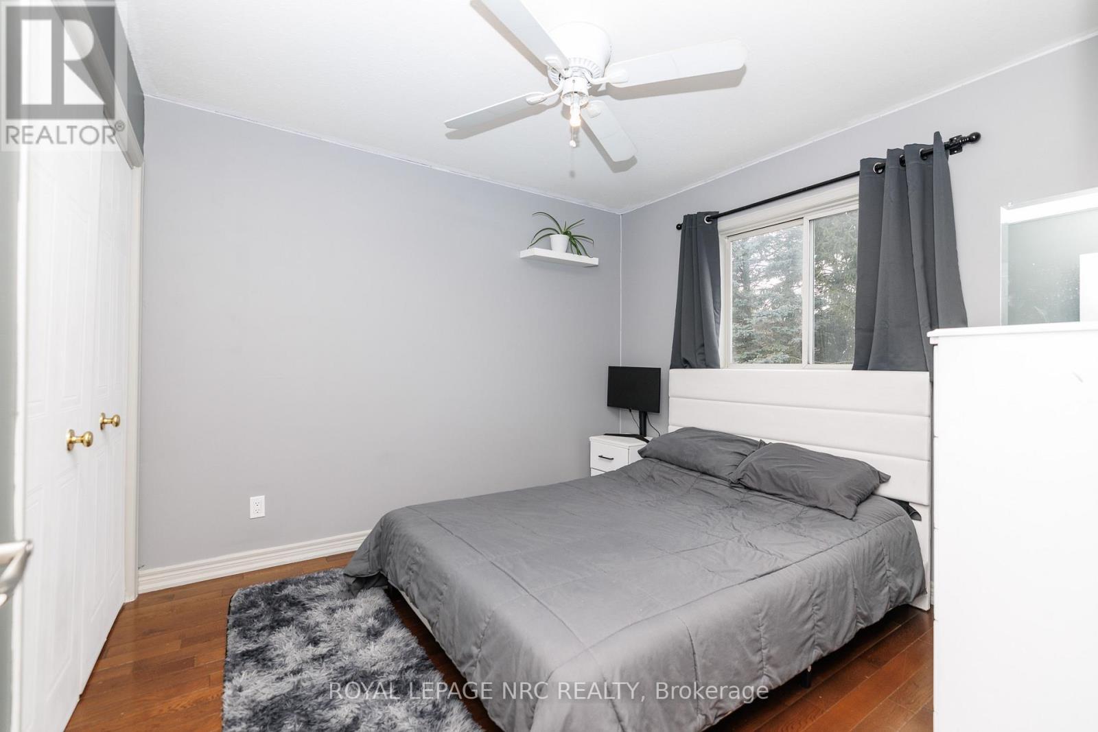 












16 LEONARD DRIVE

,
St. Catharines (Rykert/Vansickle),




Ontario
L2S3V2

