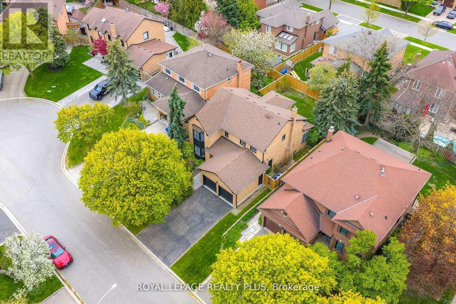 












4344 DALLAS COURT

,
Mississauga,




Ontario
L4W4G7

