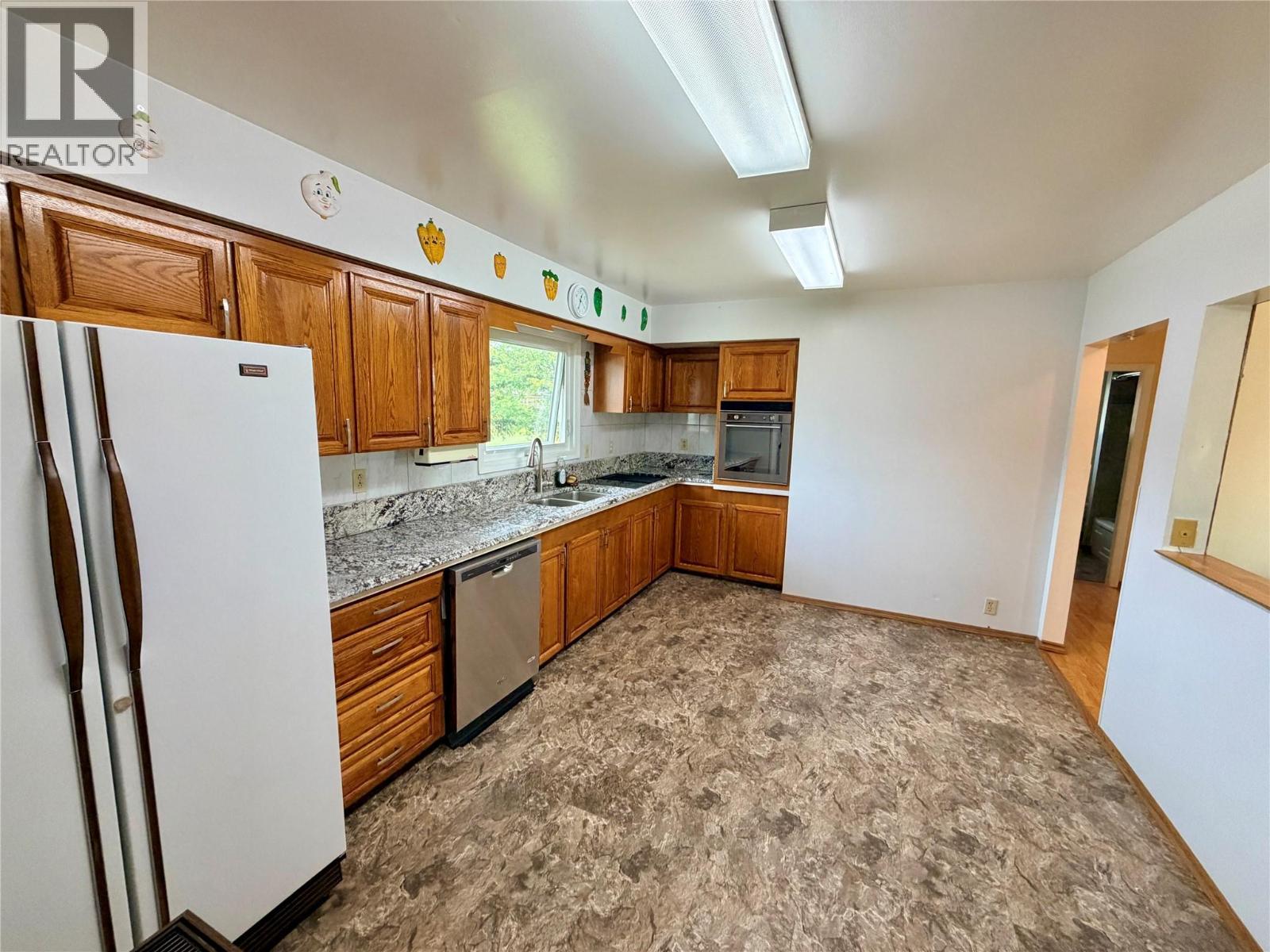 












1008 95 Avenue

,
Dawson Creek,




British Columbia
V1G1C8

