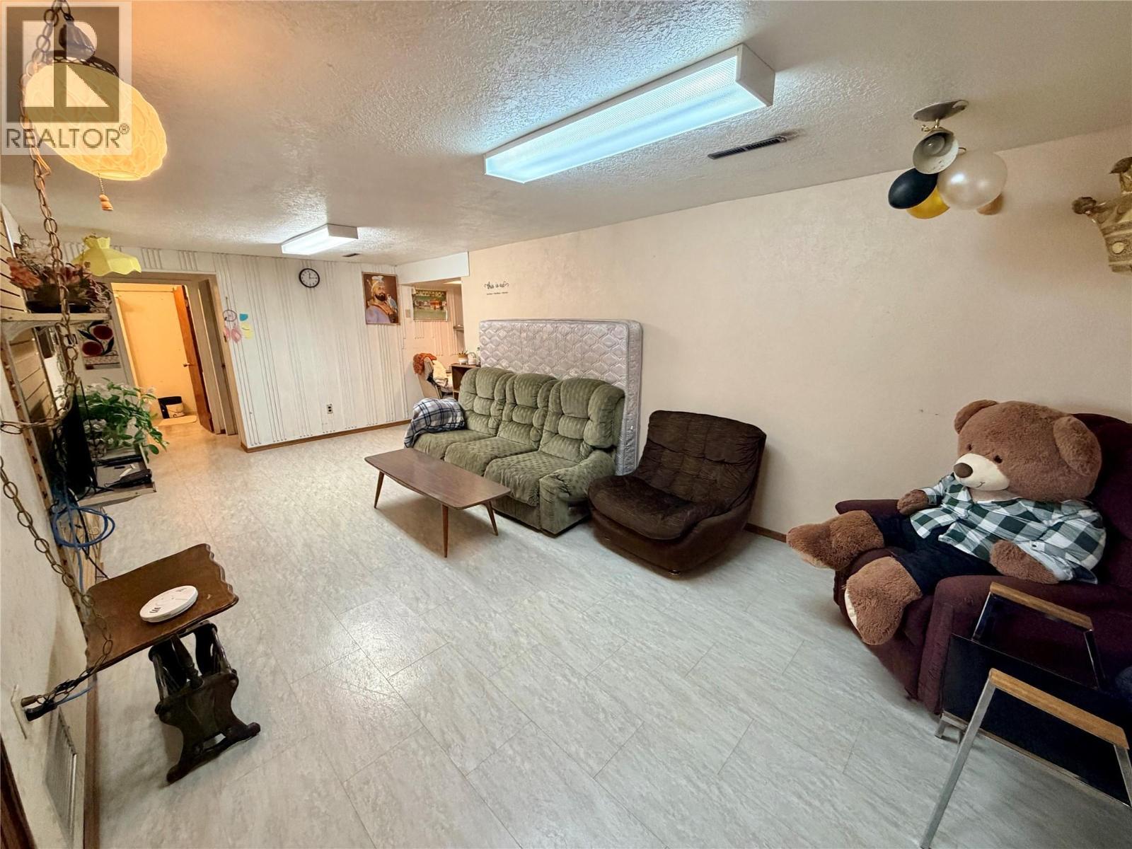 












1008 95 Avenue

,
Dawson Creek,




British Columbia
V1G1C8


