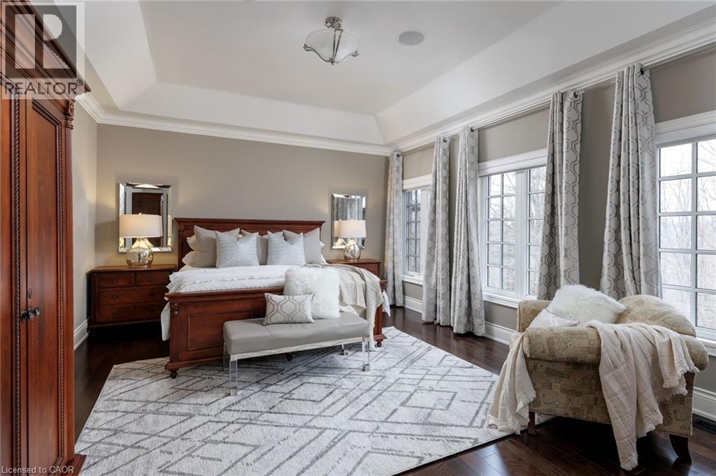 












68 ANNSLEYWOOD Court

,
Kleinburg,




Ontario
L4H4G6

