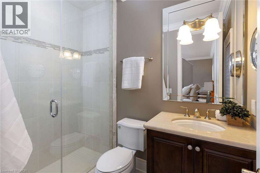 












68 ANNSLEYWOOD Court

,
Kleinburg,




Ontario
L4H4G6

