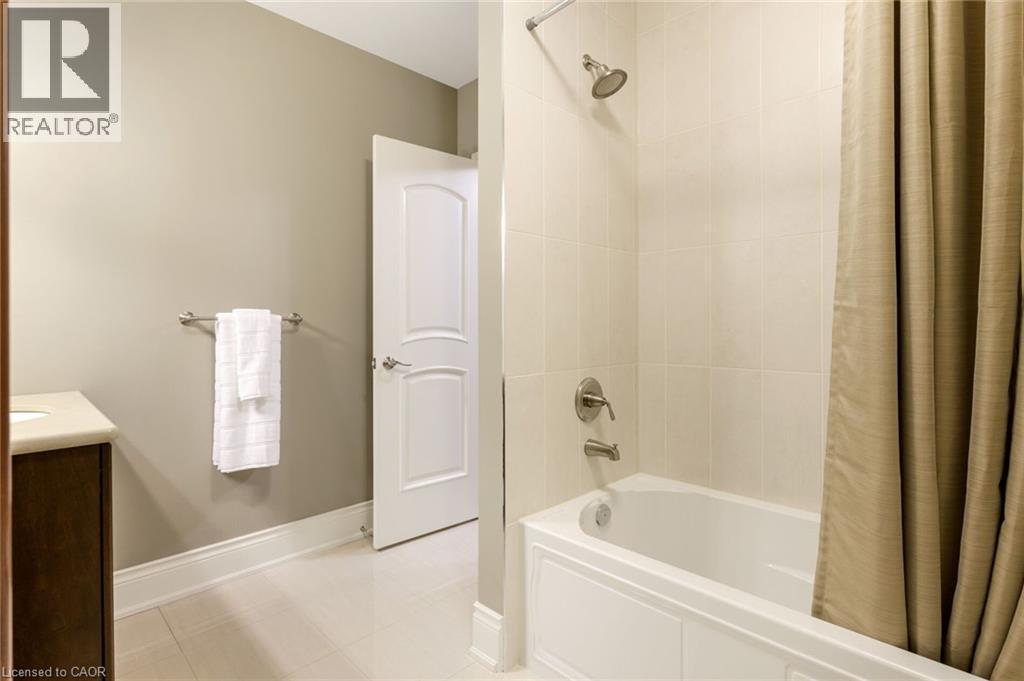 












68 ANNSLEYWOOD Court

,
Kleinburg,




Ontario
L4H4G6

