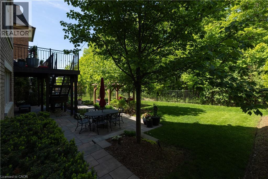 












68 ANNSLEYWOOD Court

,
Kleinburg,




Ontario
L4H4G6

