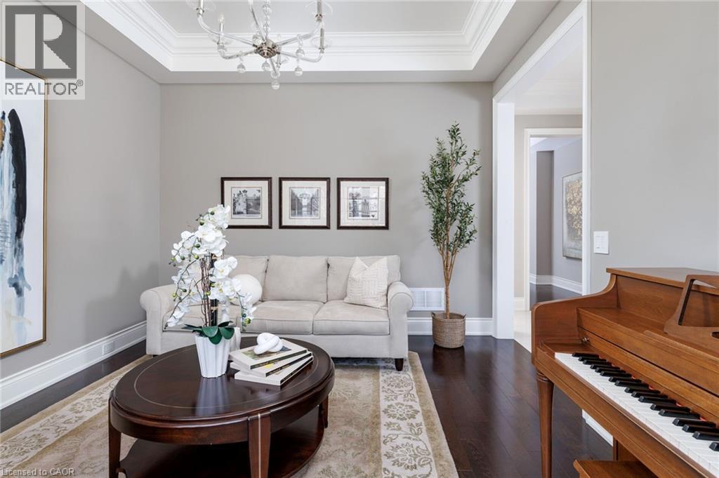 












68 ANNSLEYWOOD Court

,
Kleinburg,




Ontario
L4H4G6

