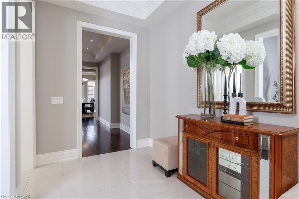 












68 ANNSLEYWOOD Court

,
Kleinburg,




Ontario
L4H4G6

