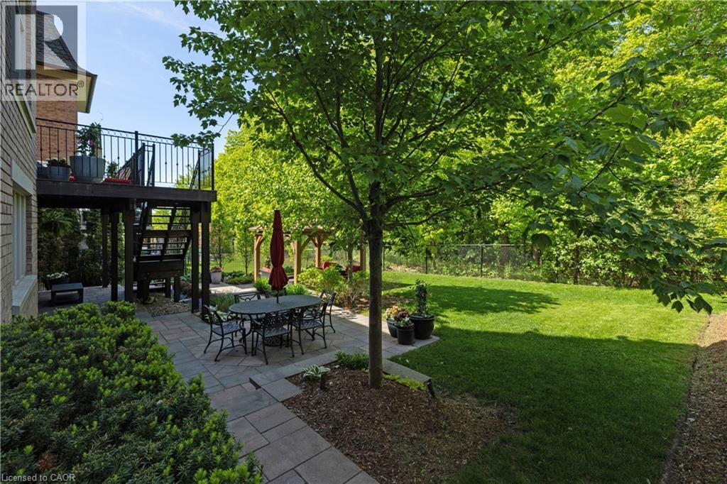 












68 ANNSLEYWOOD Court

,
Kleinburg,




Ontario
L4H4G6

