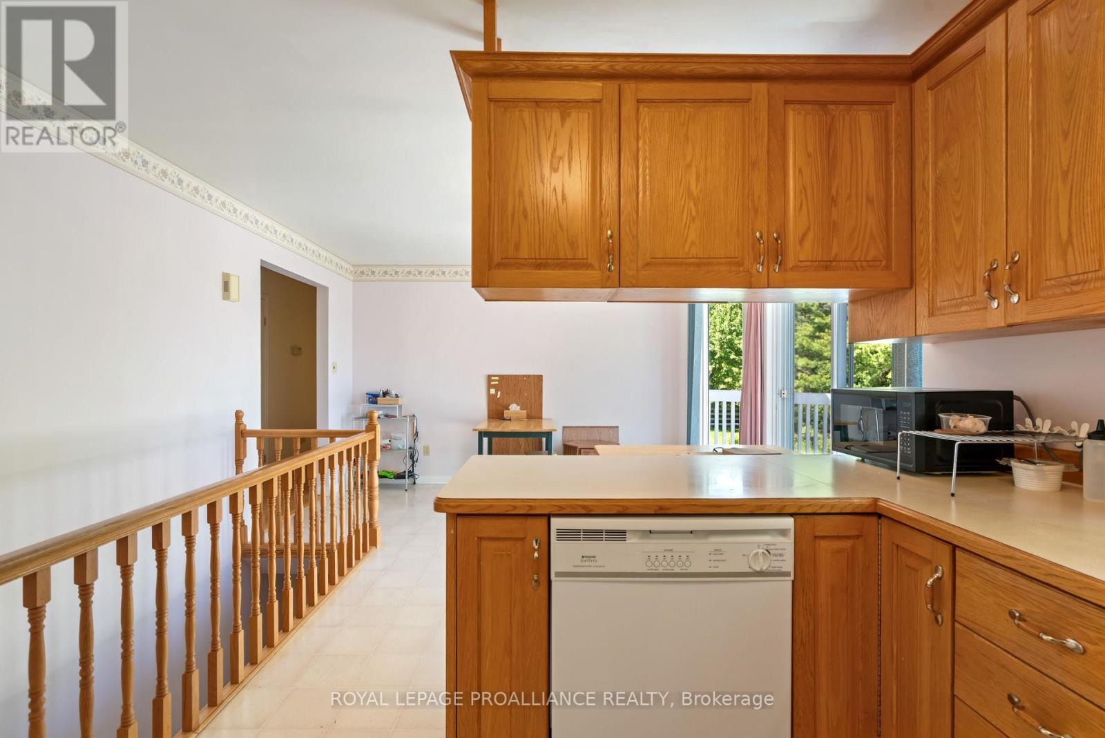












706 KITLEY 3 LINE

,
Elizabethtown-Kitley,




Ontario
K0G1G0

