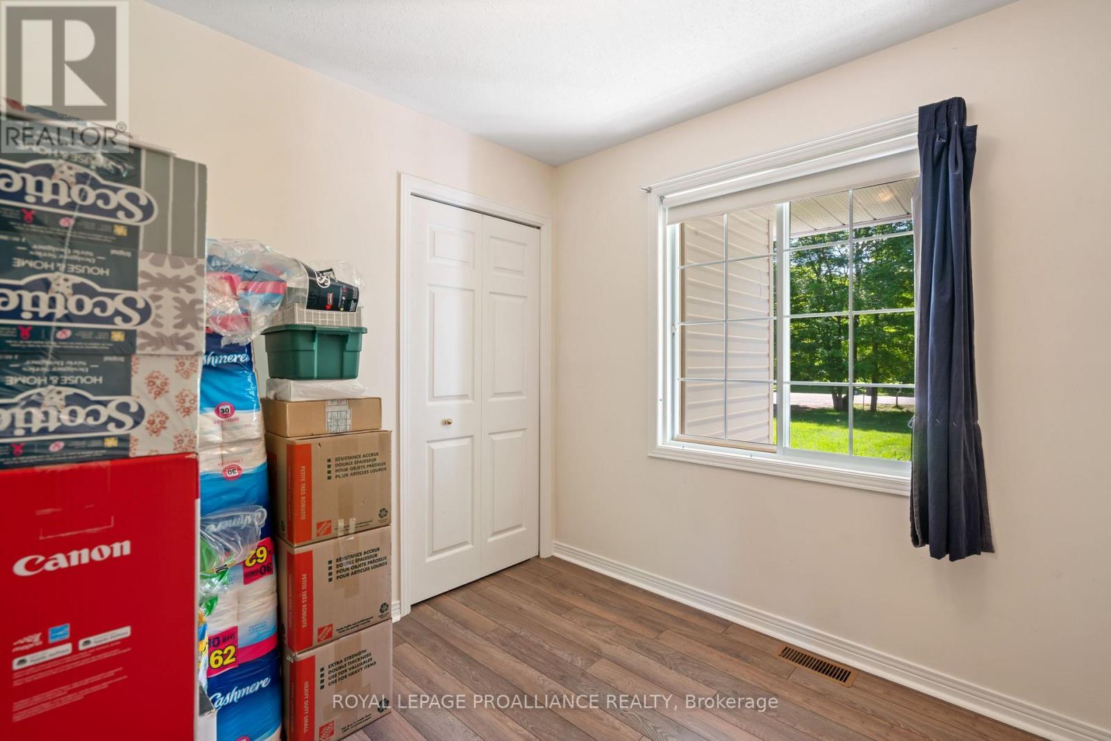 












706 KITLEY 3 LINE

,
Elizabethtown-Kitley,




Ontario
K0G1G0

