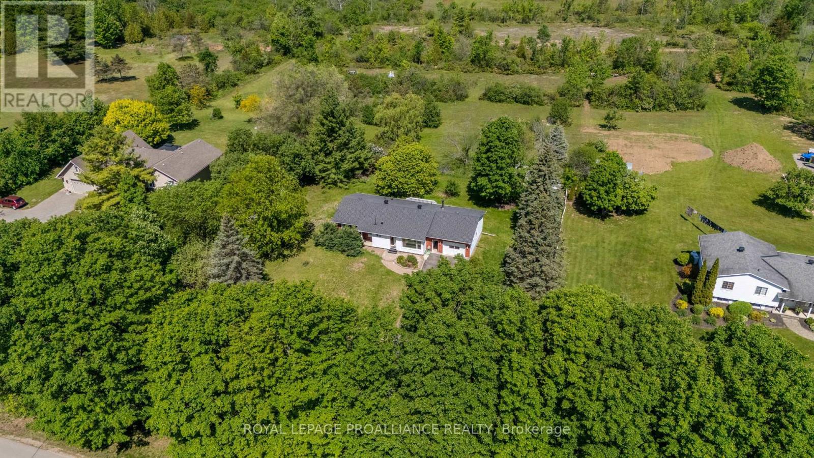 












706 KITLEY 3 LINE

,
Elizabethtown-Kitley,




Ontario
K0G1G0


