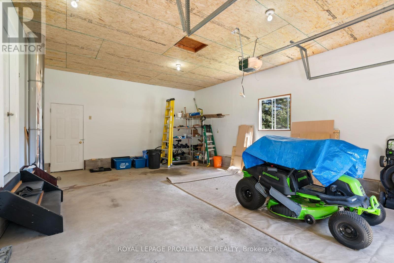 












706 KITLEY 3 LINE

,
Elizabethtown-Kitley,




Ontario
K0G1G0

