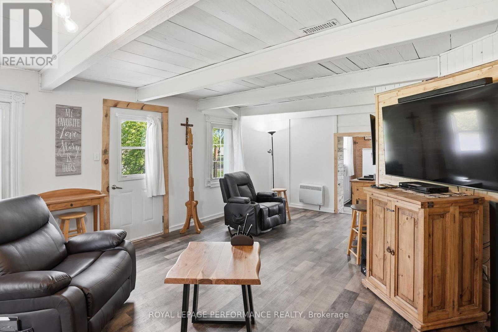 












961 BOUNDARY ROAD

,
Alfred and Plantagenet,




Ontario
K0B1C0

