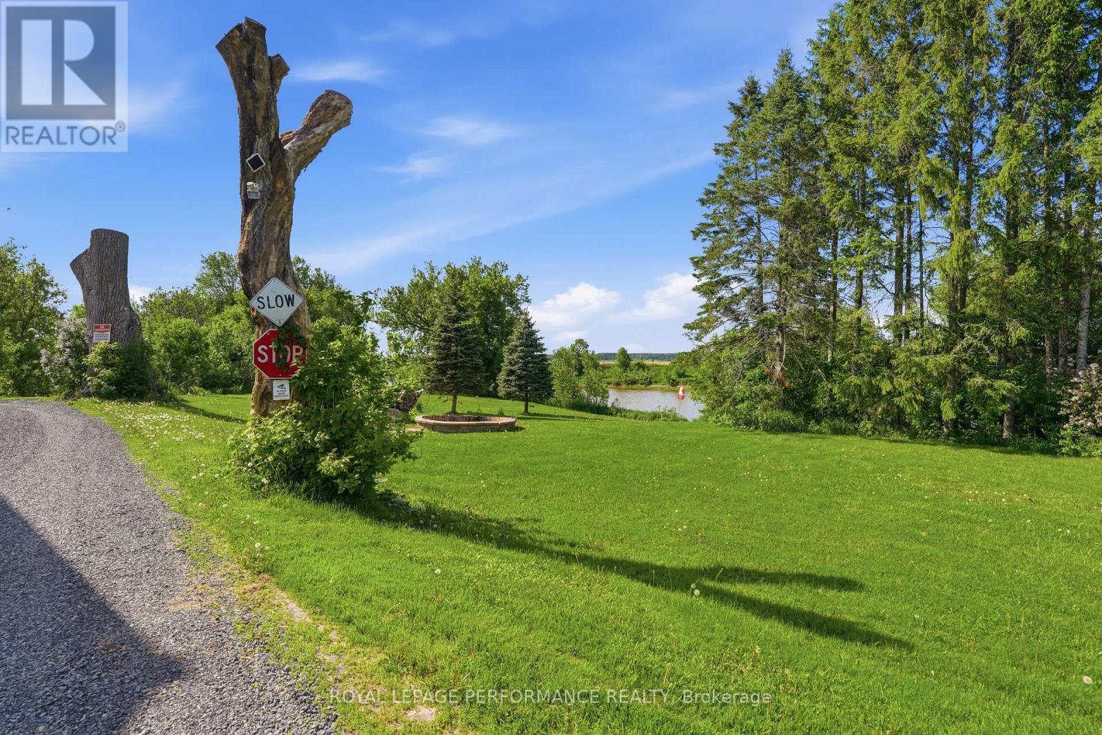 












961 BOUNDARY ROAD

,
Alfred and Plantagenet,




Ontario
K0B1C0


