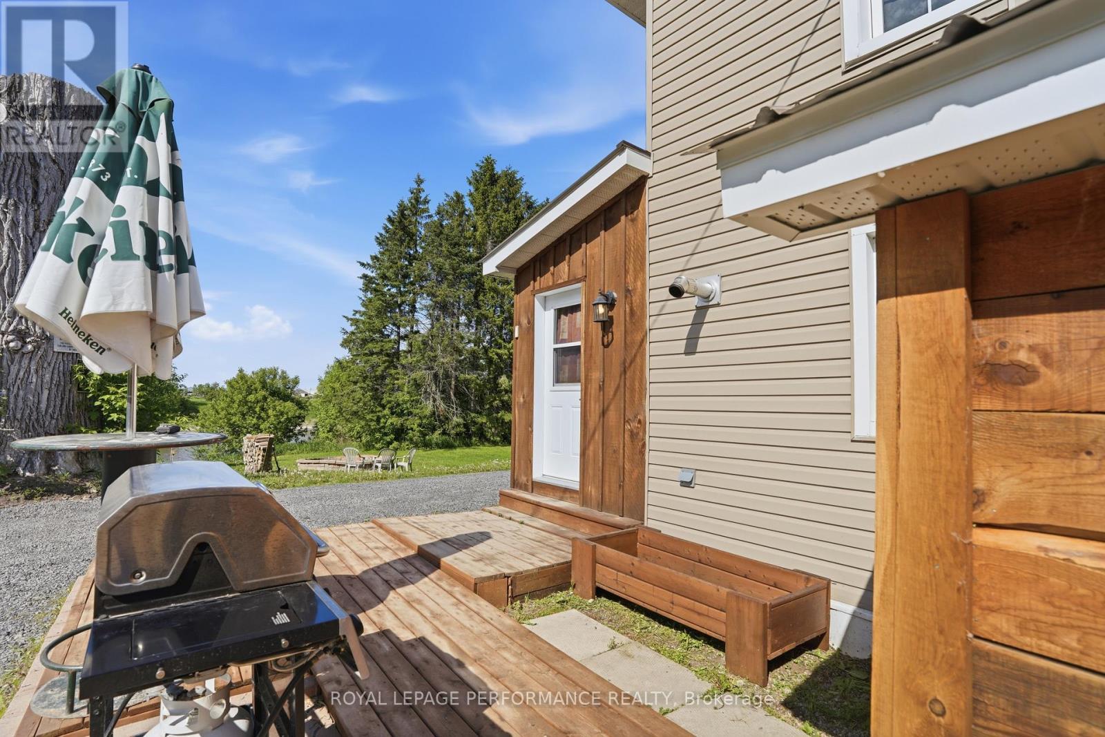 












961 BOUNDARY ROAD

,
Alfred and Plantagenet,




Ontario
K0B1C0

