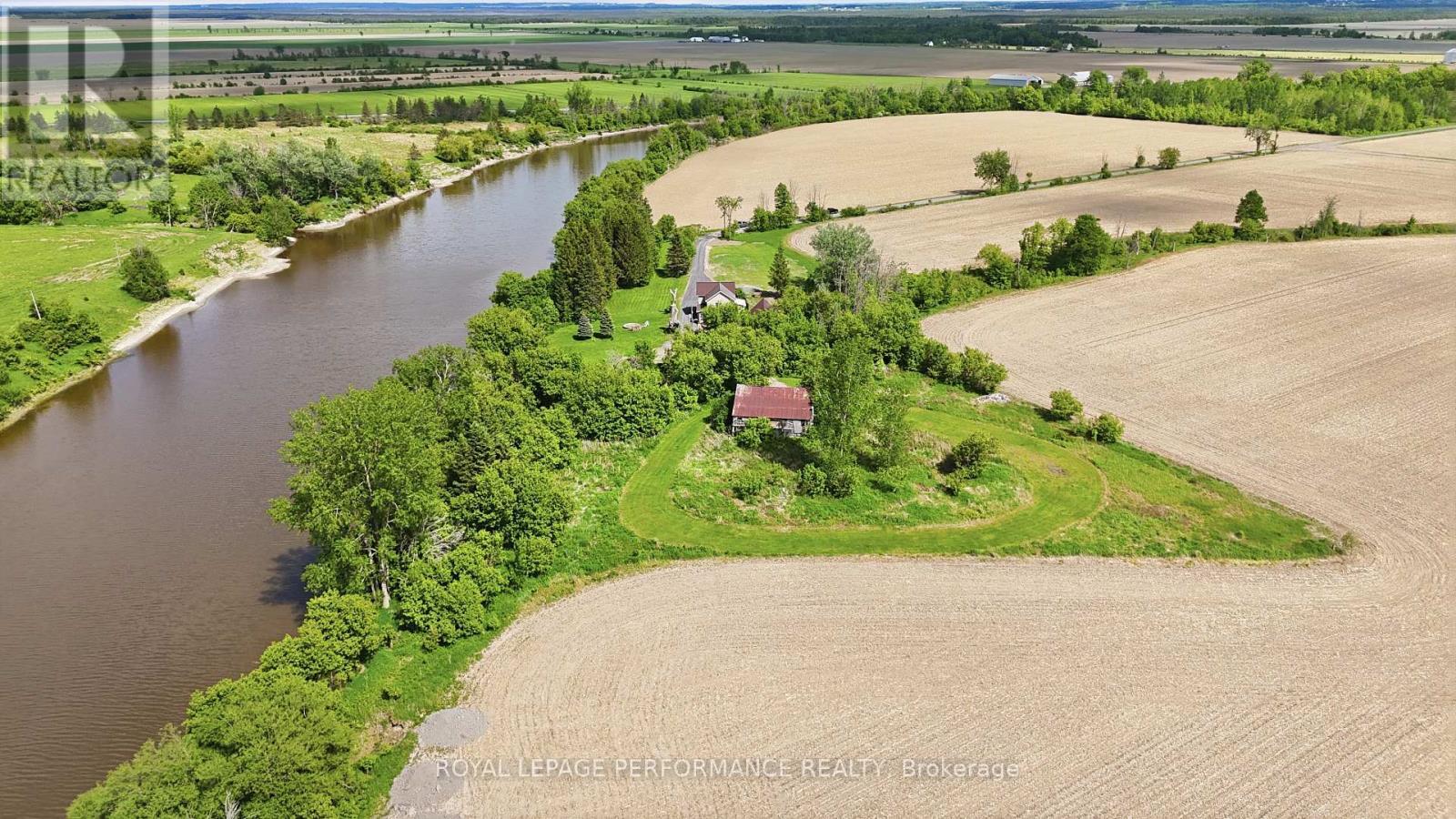 












961 BOUNDARY ROAD

,
Alfred and Plantagenet,




Ontario
K0B1C0

