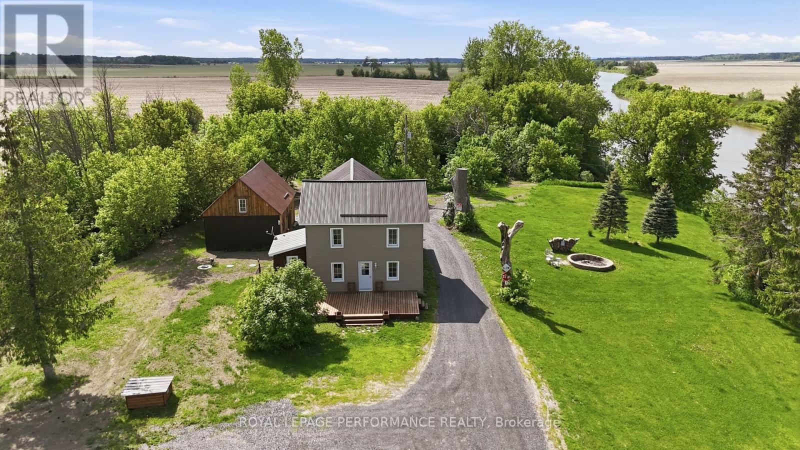 












961 BOUNDARY ROAD

,
Alfred and Plantagenet,




Ontario
K0B1C0

