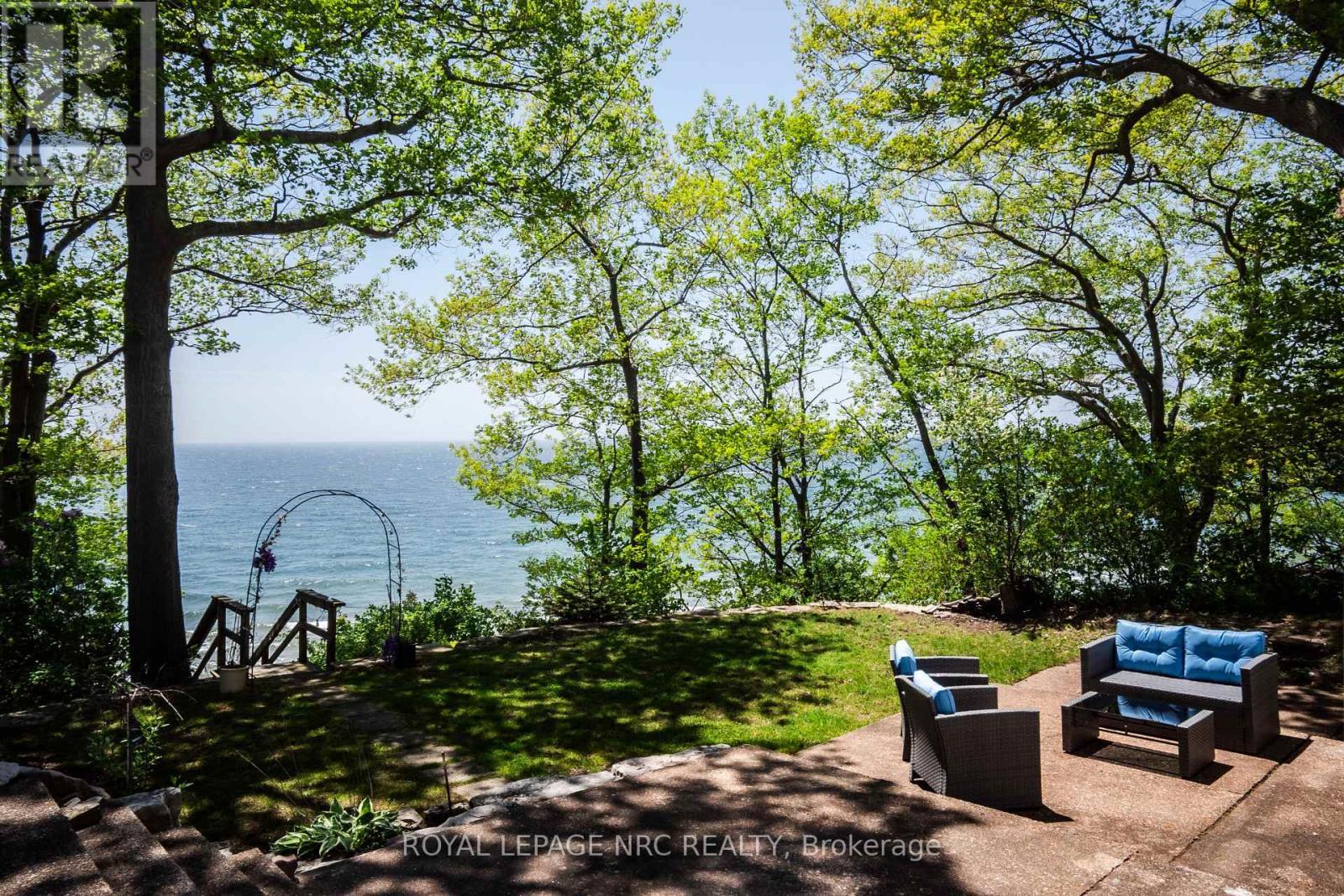 












10245 CAMELOT DRIVE

,
Wainfleet (Lakeshore),




Ontario
L3K5V4

