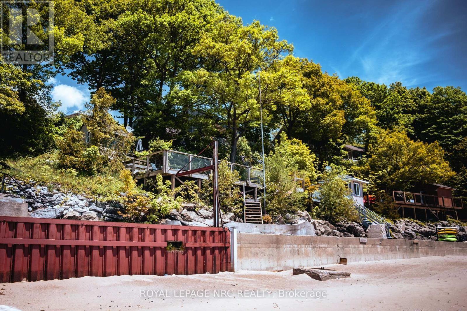 












10245 CAMELOT DRIVE

,
Wainfleet (Lakeshore),




Ontario
L3K5V4


