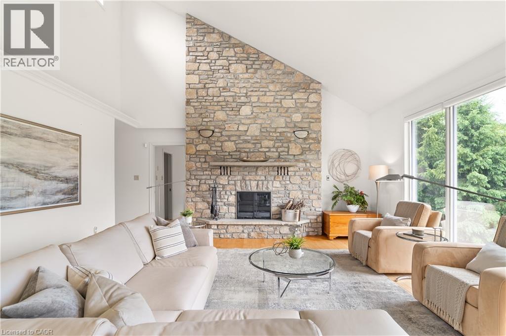 












384 SOUTH RIVER Road

,
Centre Wellington,




Ontario
N0B1S0


