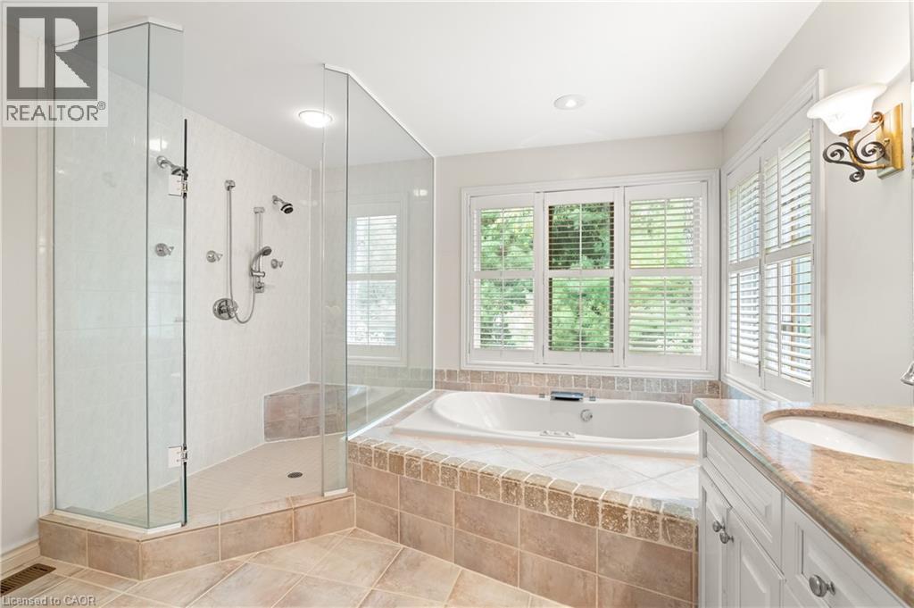 












384 SOUTH RIVER Road

,
Centre Wellington,




Ontario
N0B1S0

