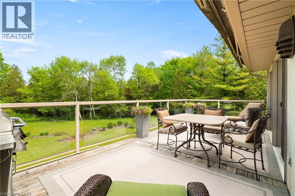 












384 SOUTH RIVER Road

,
Centre Wellington,




Ontario
N0B1S0

