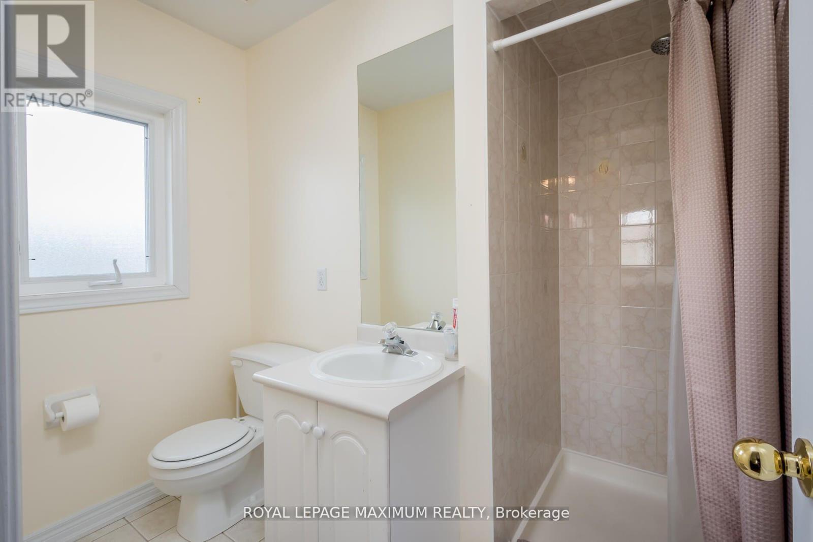 












195 GIDLEIGH PARK CRESCENT W

,
Vaughan,




Ontario
L4H1H9

