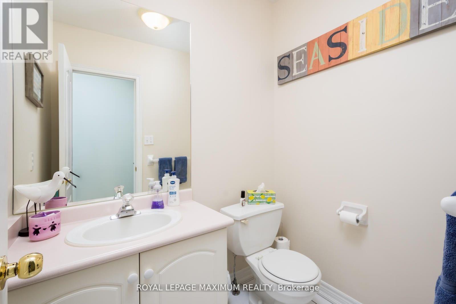 












195 GIDLEIGH PARK CRESCENT W

,
Vaughan,




Ontario
L4H1H9

