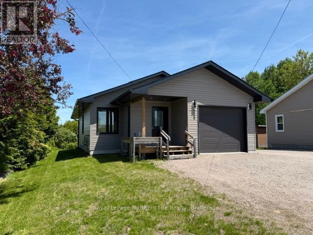 












288 CACHE BAY ROAD

,
West Nipissing (Sturgeon Falls),




Ontario
P2B3H7

