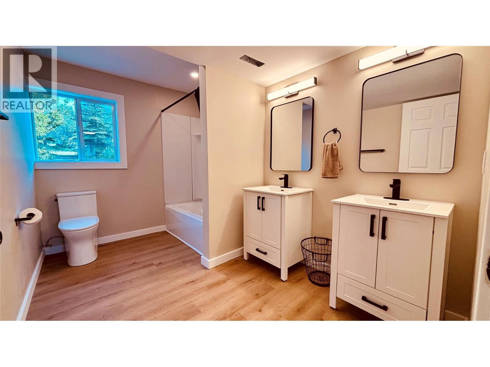 












1037 Paradise Valley Subdivision

,
Dawson Creek,




British Columbia
V1G0H4

