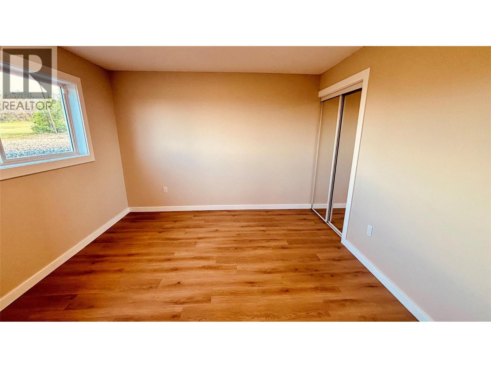 












1037 Paradise Valley Subdivision

,
Dawson Creek,




British Columbia
V1G0H4

