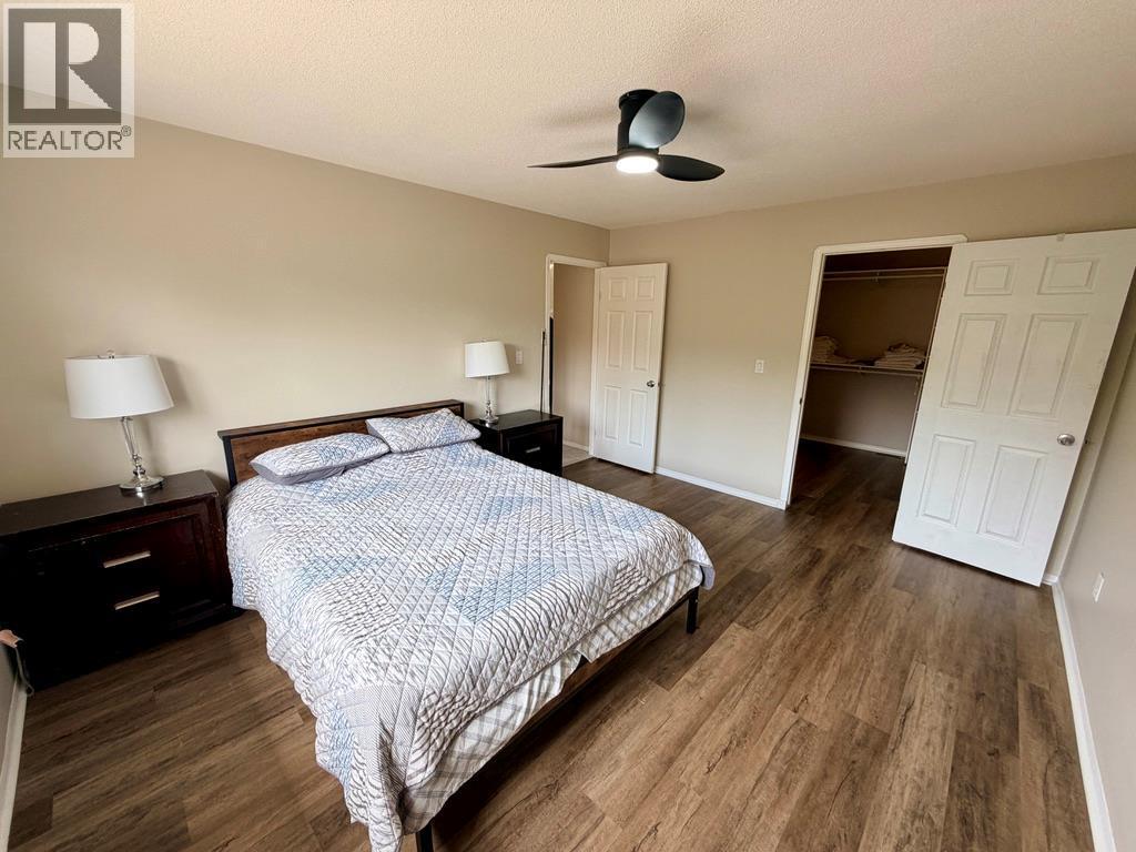 












1037 Paradise Valley Subdivision

,
Dawson Creek,




British Columbia
V1G0H4

