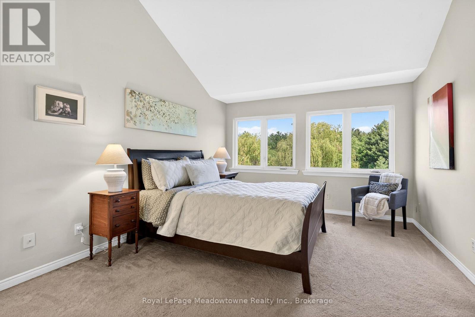 












8122 ERAMOSA GARAFRAXA TOWNLINE

,
Centre Wellington,




Ontario
N1M2W5

