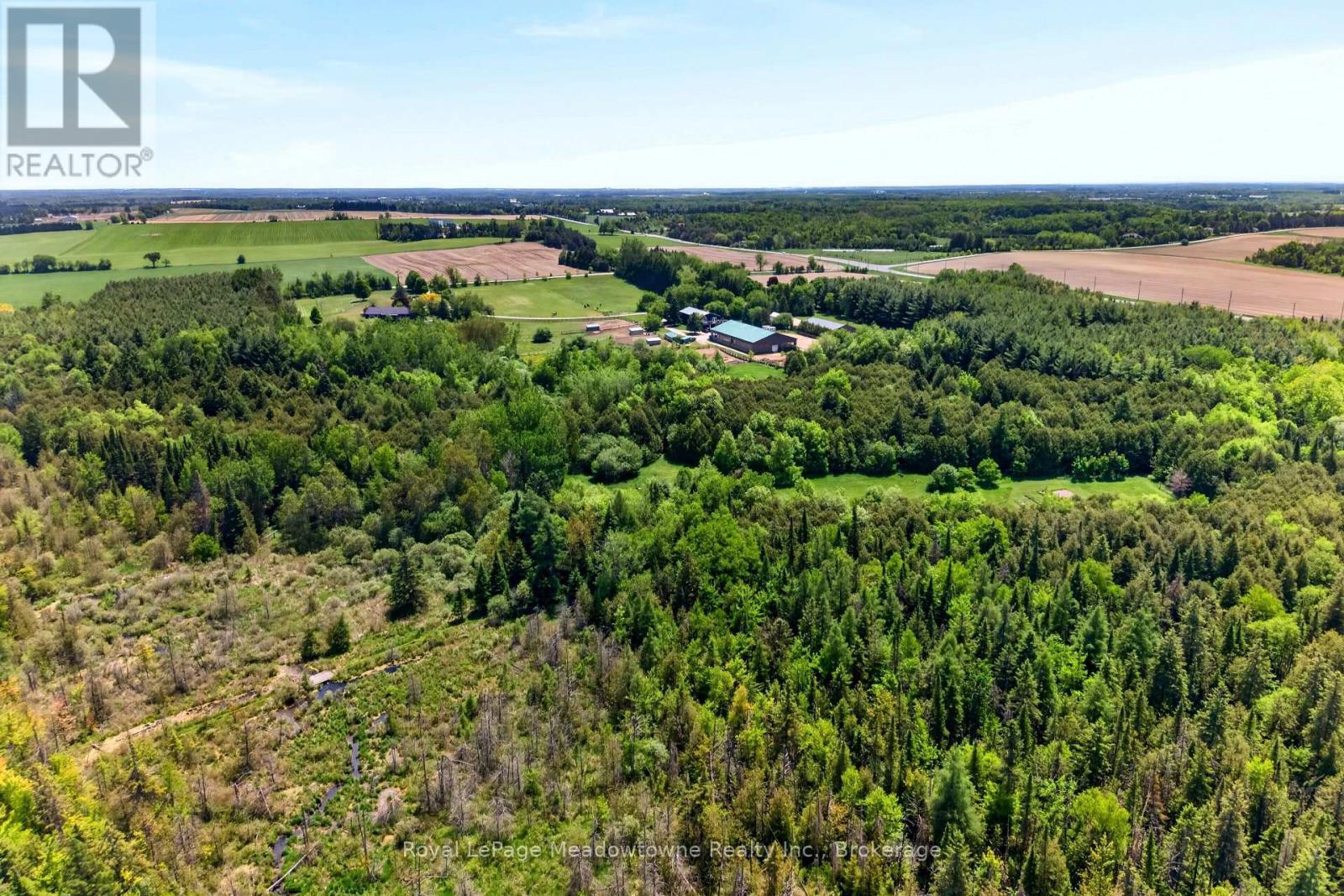 












8122 ERAMOSA GARAFRAXA TOWNLINE

,
Centre Wellington,




Ontario
N1M2W5

