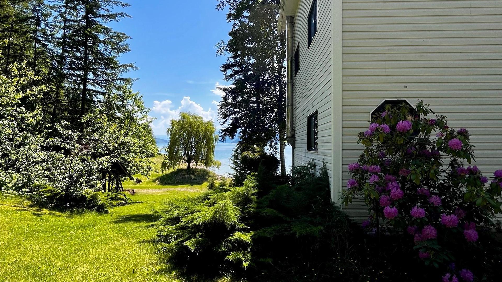 









620


APPLEGROVE

Road,
Fauquier,




BC
V0G 1K0

