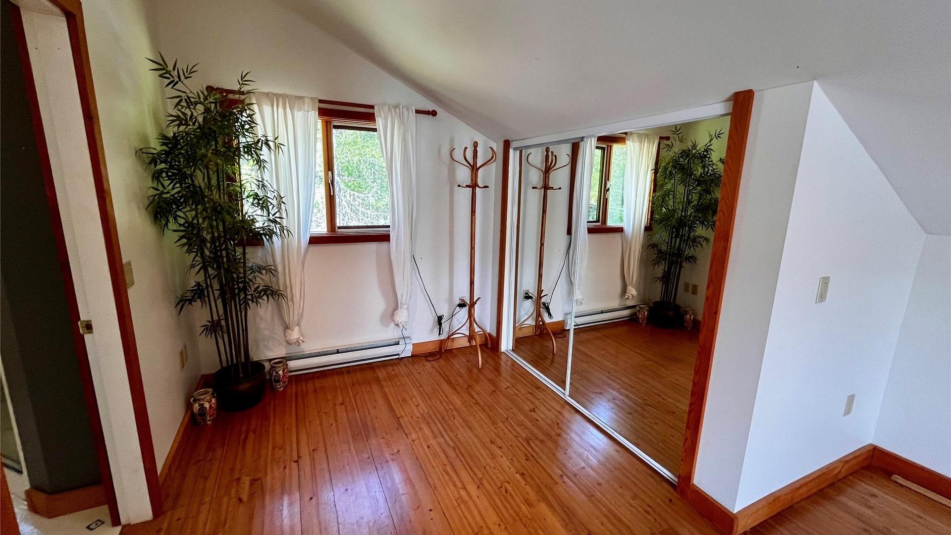









620


APPLEGROVE

Road,
Fauquier,




BC
V0G 1K0

