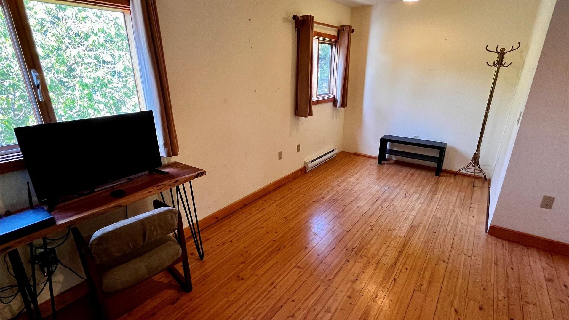 









620


APPLEGROVE

Road,
Fauquier,




BC
V0G 1K0

